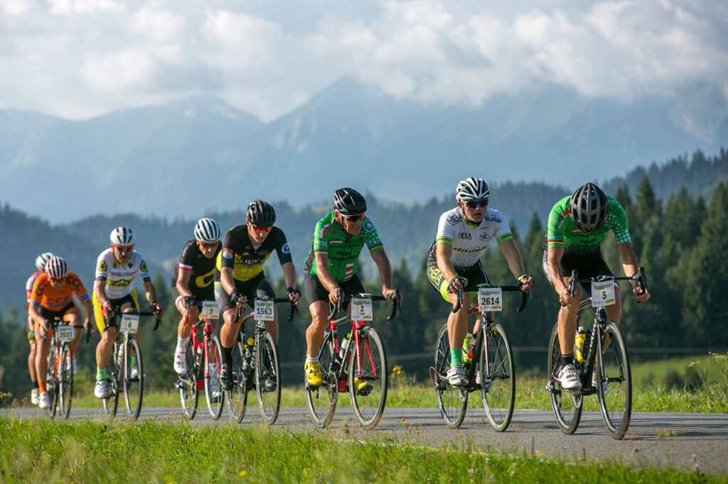 Kolarze na trasie ORLEN Lang Team Race