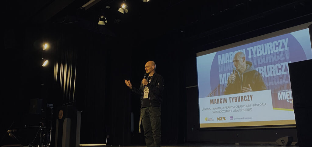 Konferencja "Między normą a autodestrukcją" - dzień 1