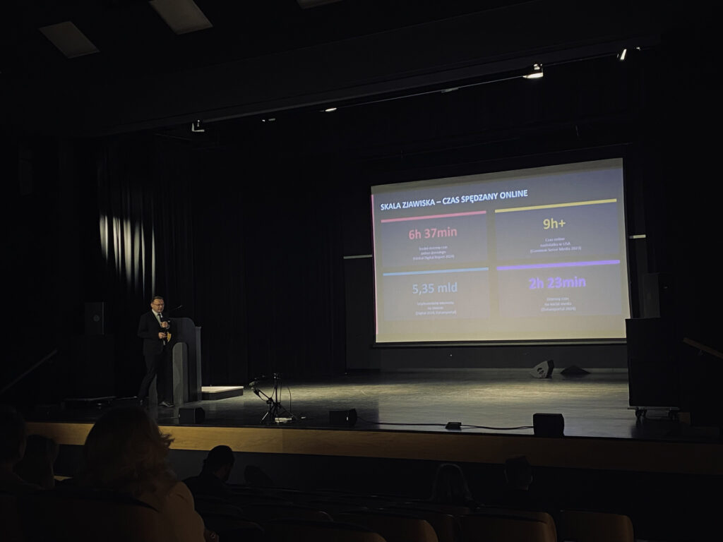Konferencja "Między normą a autodestrukcją" - dzień 1