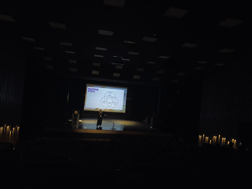 Konferencja "Między normą a autodestrukcją" - dzień 1