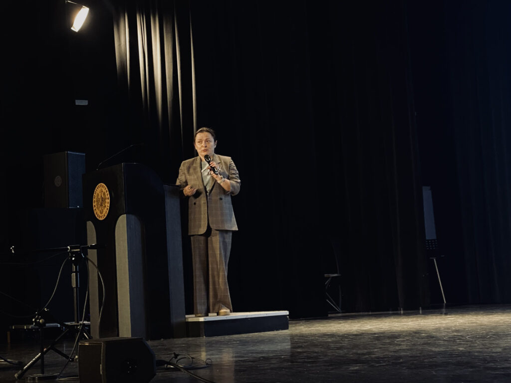 Konferencja "Między normą a autodestrukcją" - dzień 1