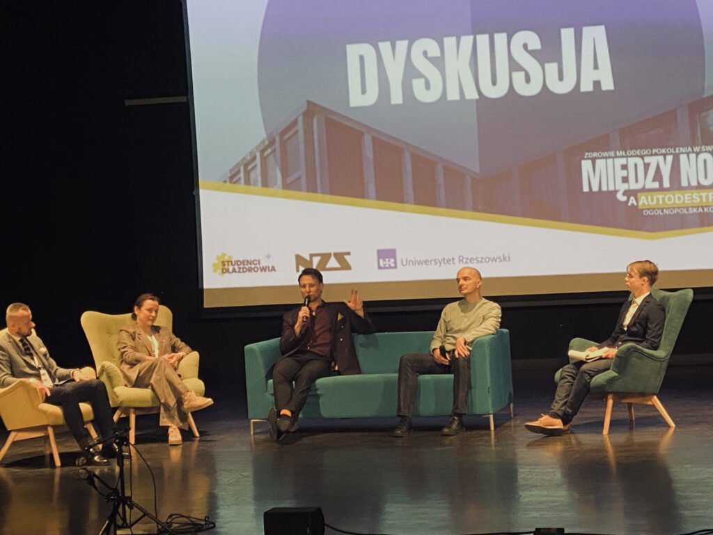 Konferencja "Między normą a autodestrukcją" - dzień 1